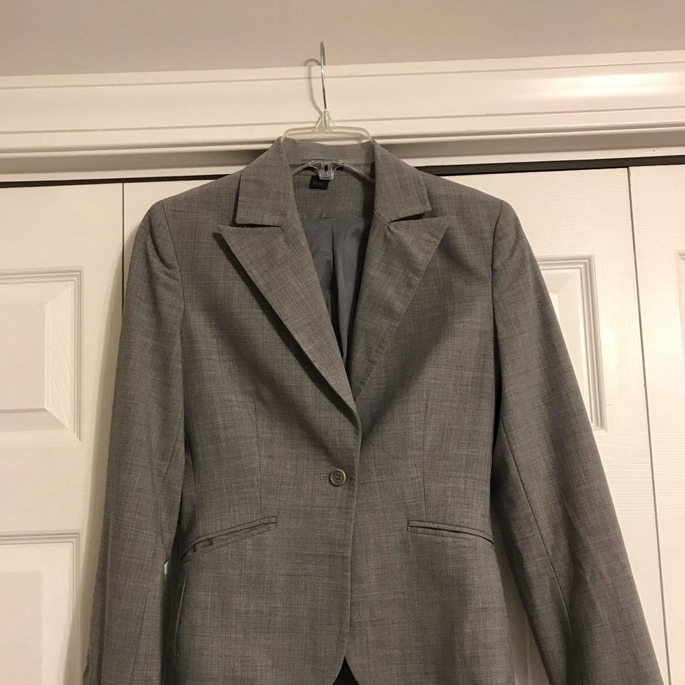 Express Women’s Blazer - Size 2 - Slate Gray